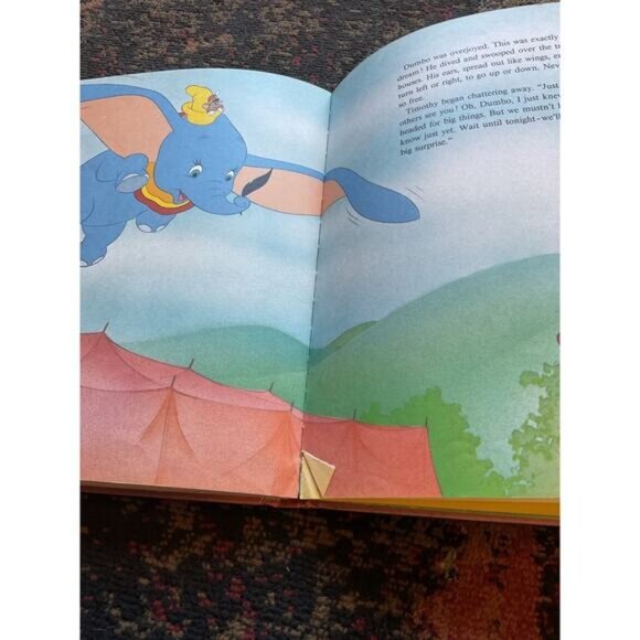 Walt Disney Dumbo Classic Childrens Book - Picture 14 of 16